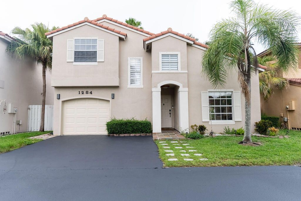 1284 NW 125th Terrace, Sunrise, FL 33323 Photo