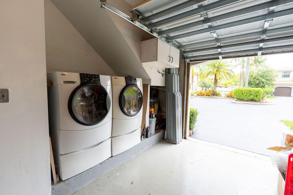 1284 NW 125th Terrace, Sunrise, FL 33323 Photo