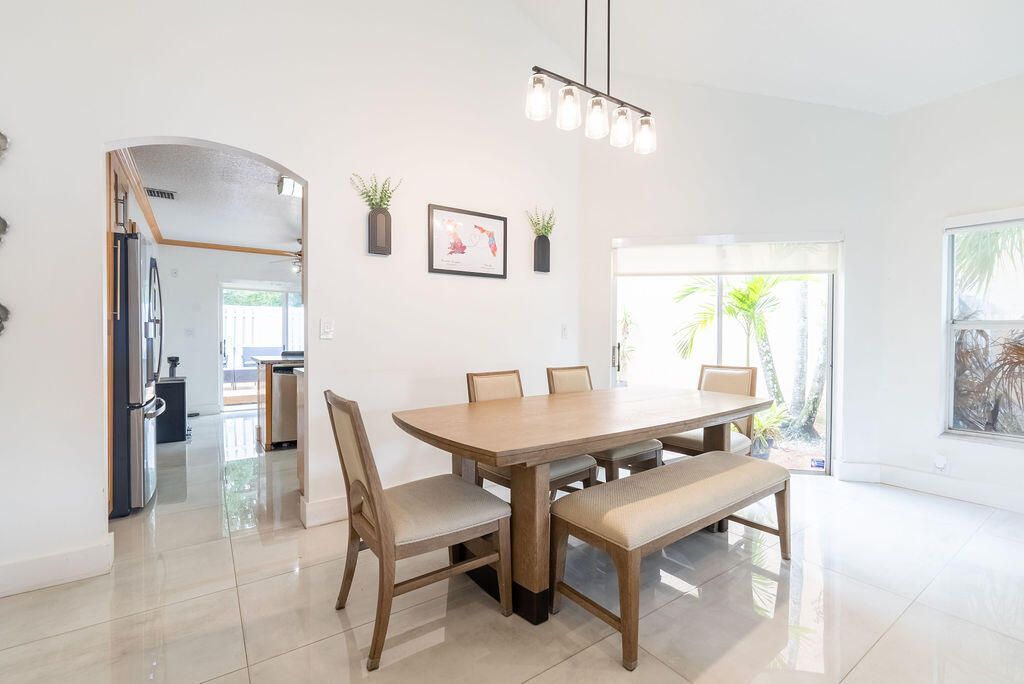 1284 NW 125th Terrace, Sunrise, FL 33323 Photo
