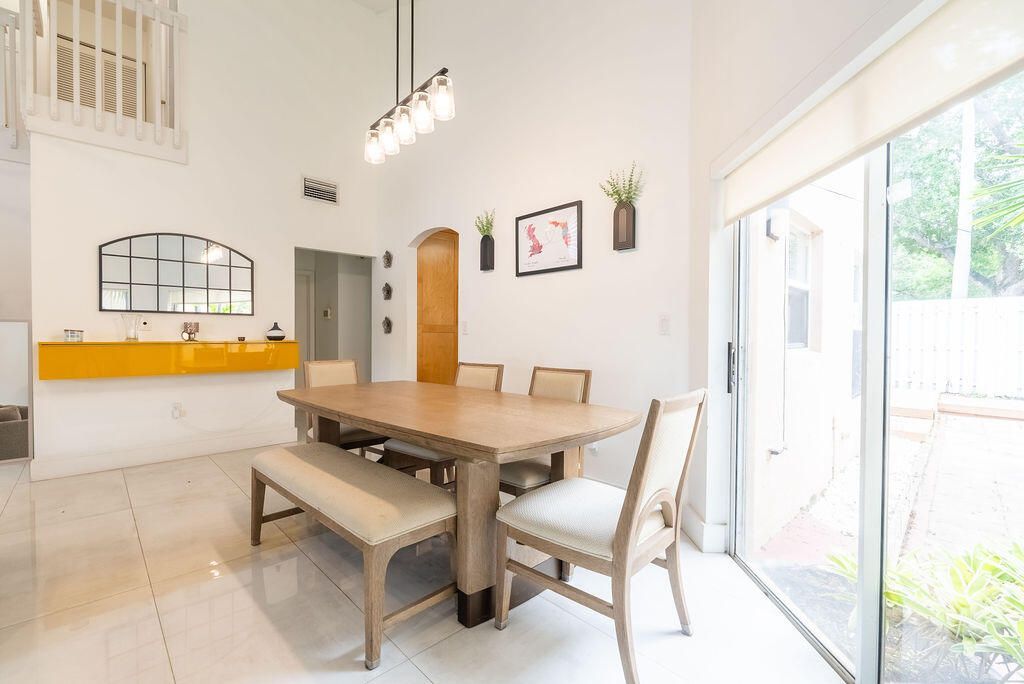 1284 NW 125th Terrace, Sunrise, FL 33323 Photo