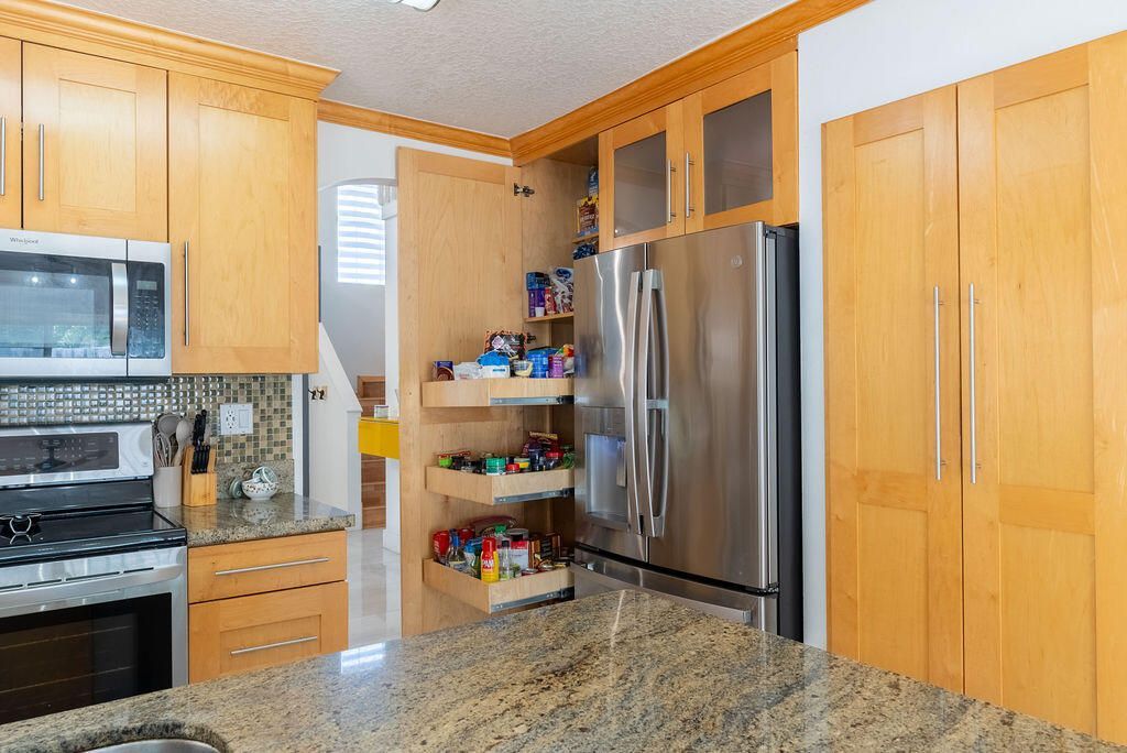1284 NW 125th Terrace, Sunrise, FL 33323 Photo