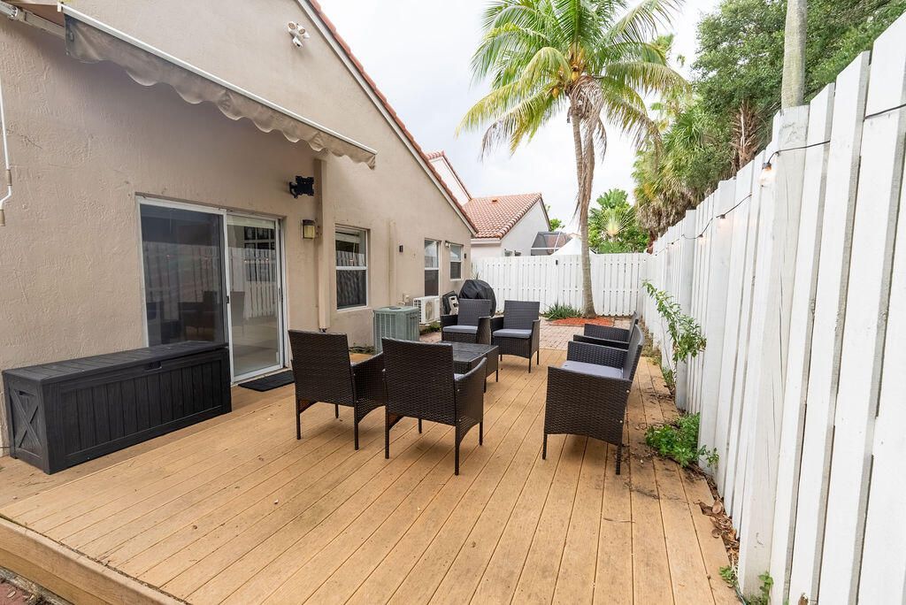 1284 NW 125th Terrace, Sunrise, FL 33323 Photo