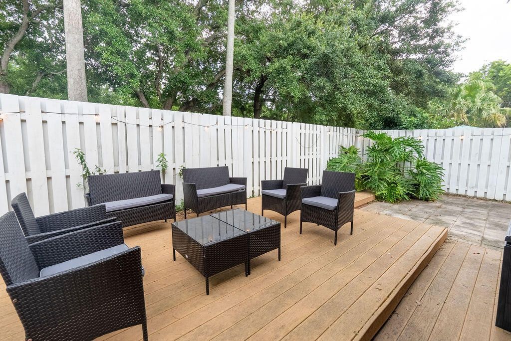 1284 NW 125th Terrace, Sunrise, FL 33323 Photo