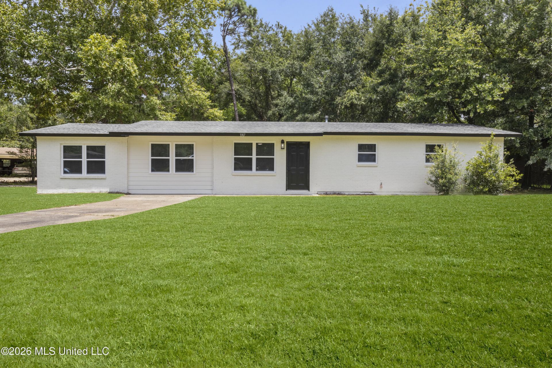 3307 Basswood Street, Pascagoula, MS 39581 Main Photo