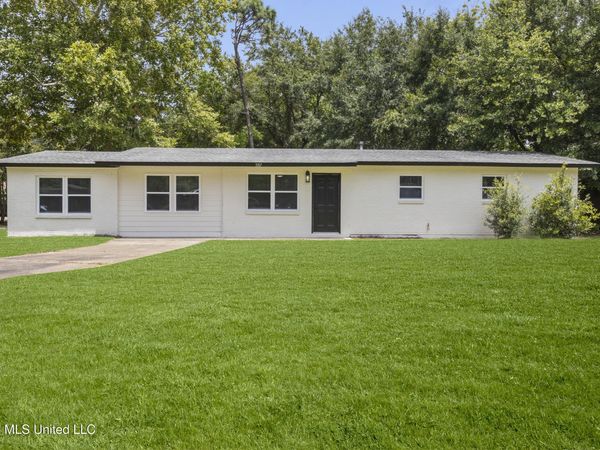 3307 Basswood Street, Pascagoula, MS 39581