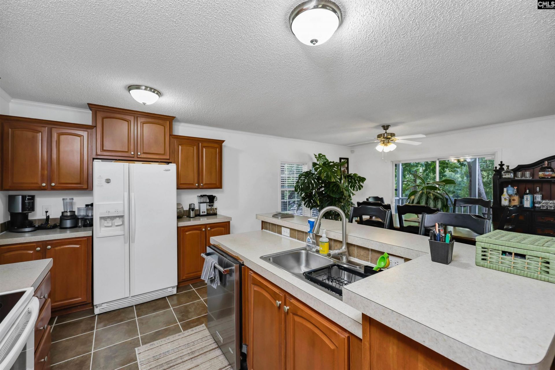 447 Payes Point Photo 15