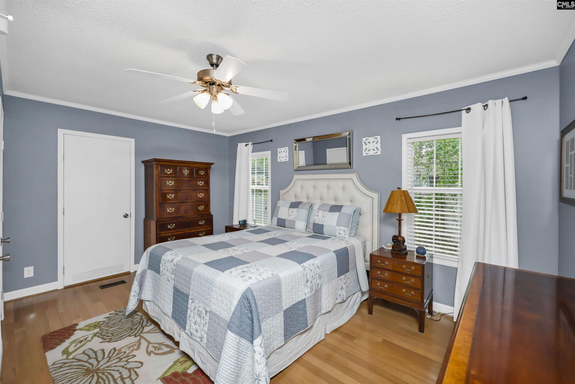 447 Payes Point Photo 16