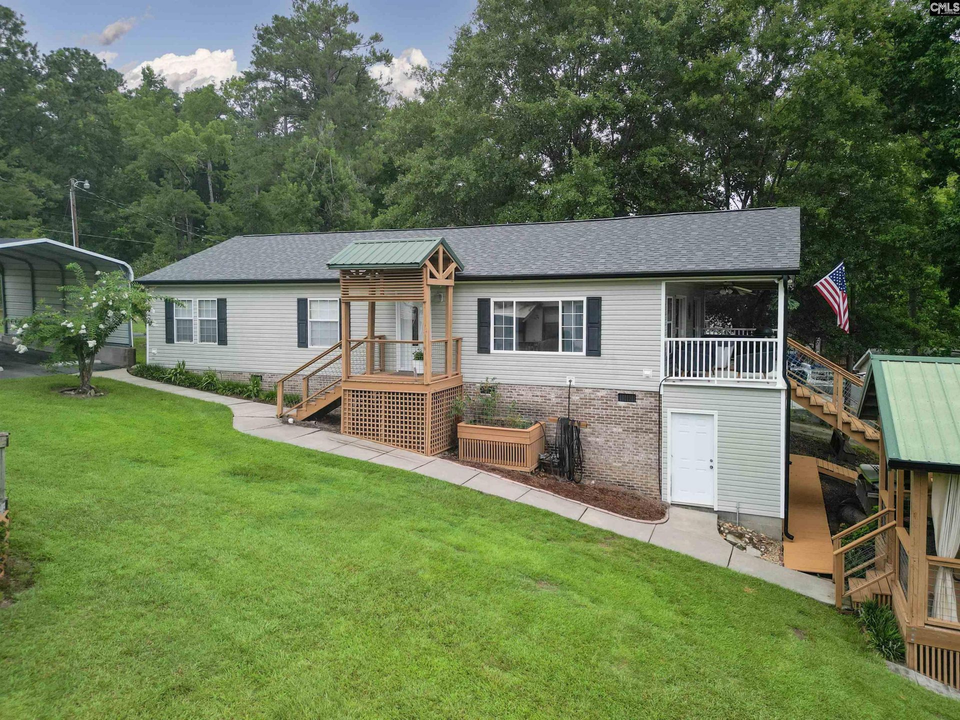 447 Payes Point Photo 4