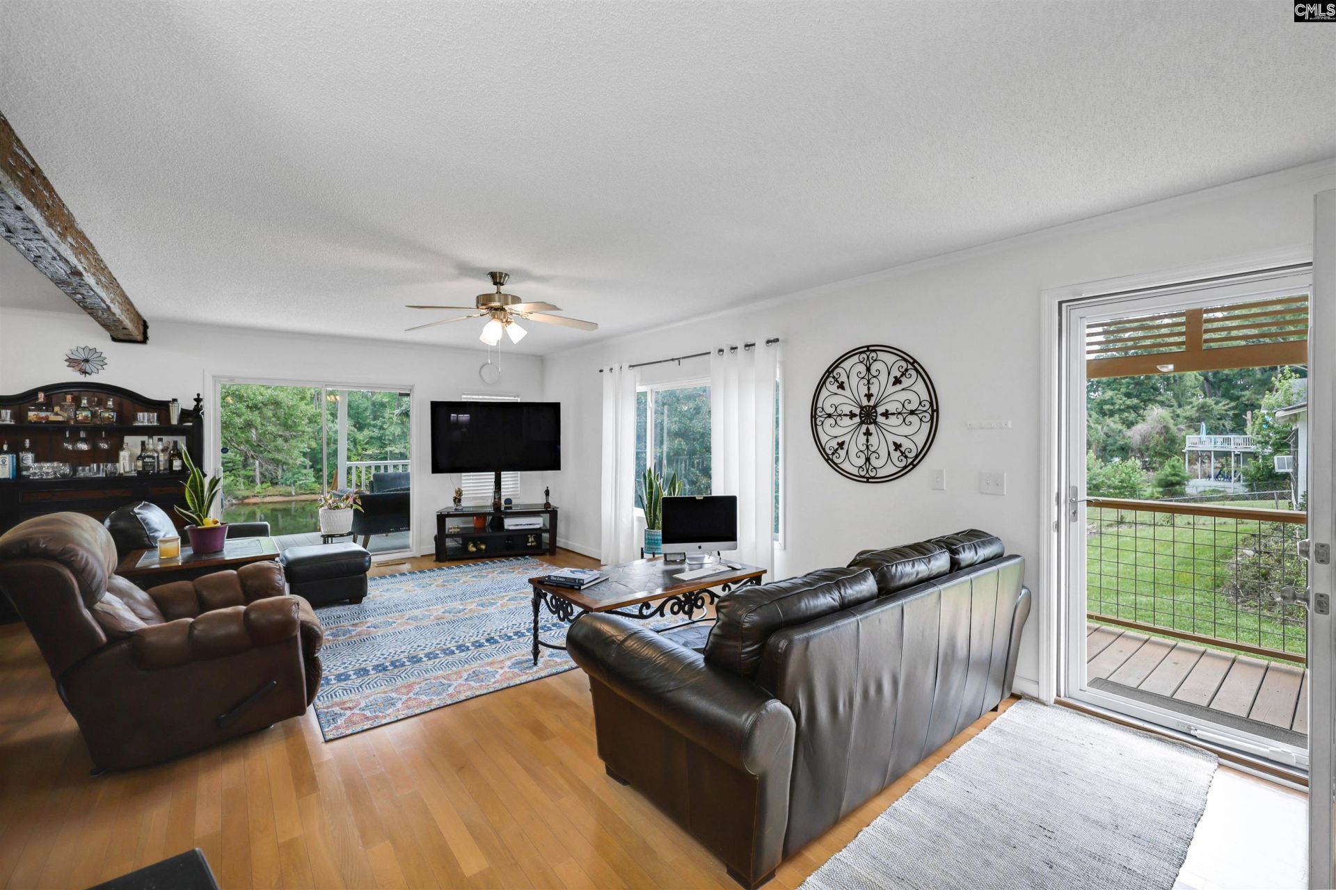 447 Payes Point Photo 5