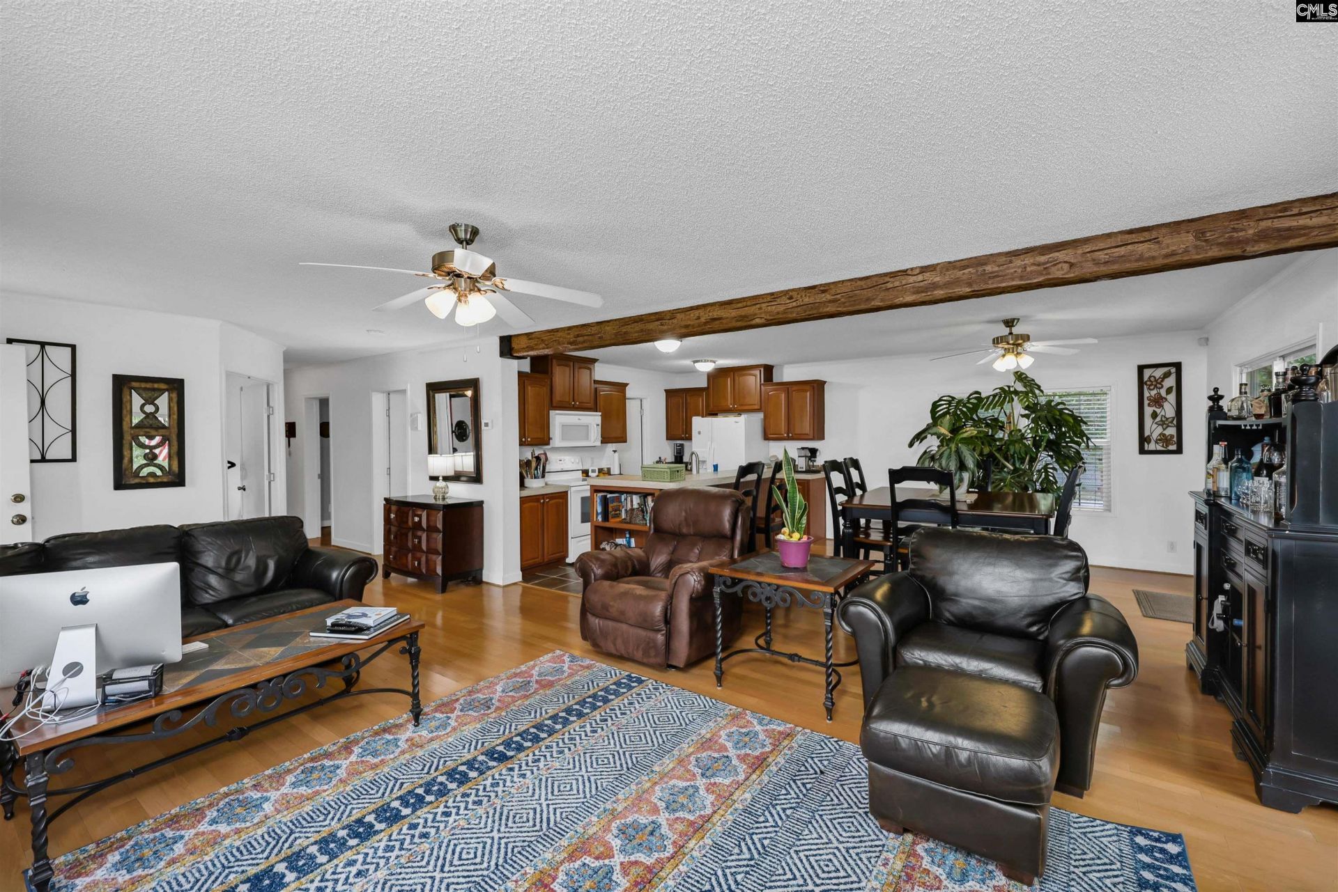 447 Payes Point Photo 6