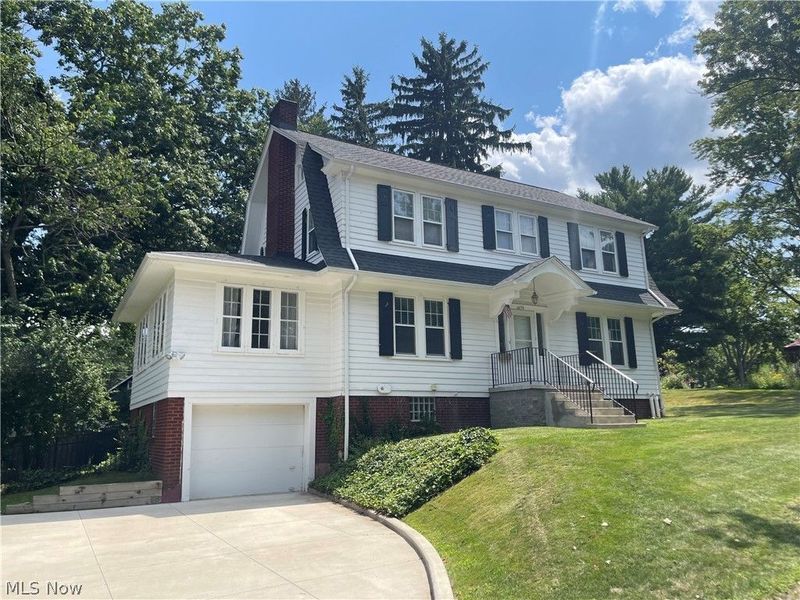 1479 Thornapple Avenue, Akron, OH 44301 Photo 1