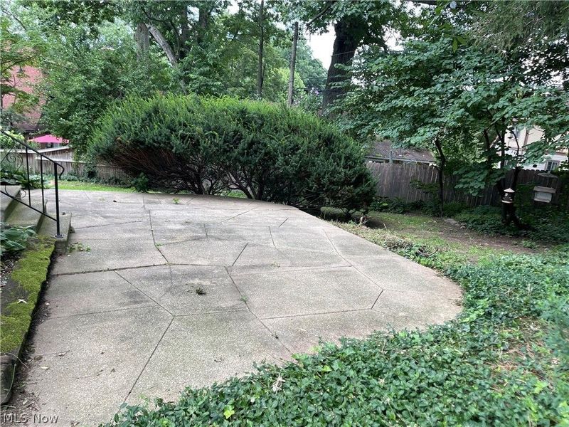 1479 Thornapple Avenue, Akron, OH 44301 Photo 20