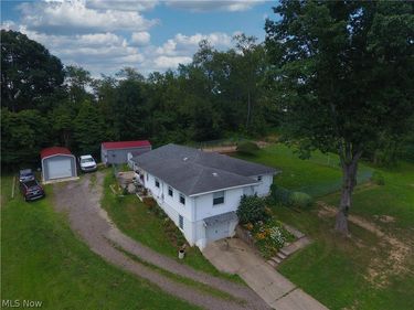 3125 Newmont Street, Magnolia, OH 44643