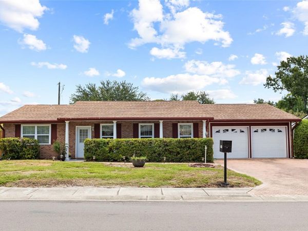 7797 132ND WAY , SEMINOLE, FL 33776