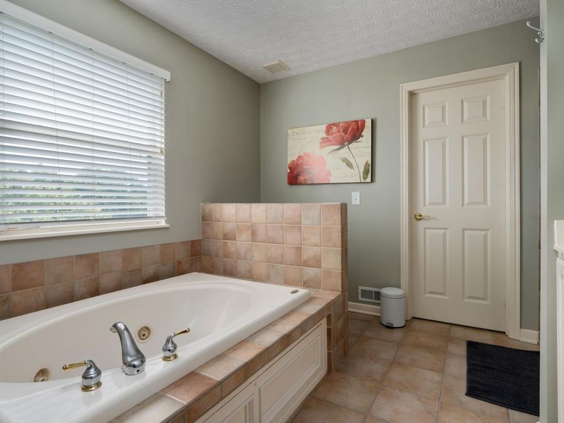 7050 Kellogg Drive, Powell, OH 43065 Photo 33