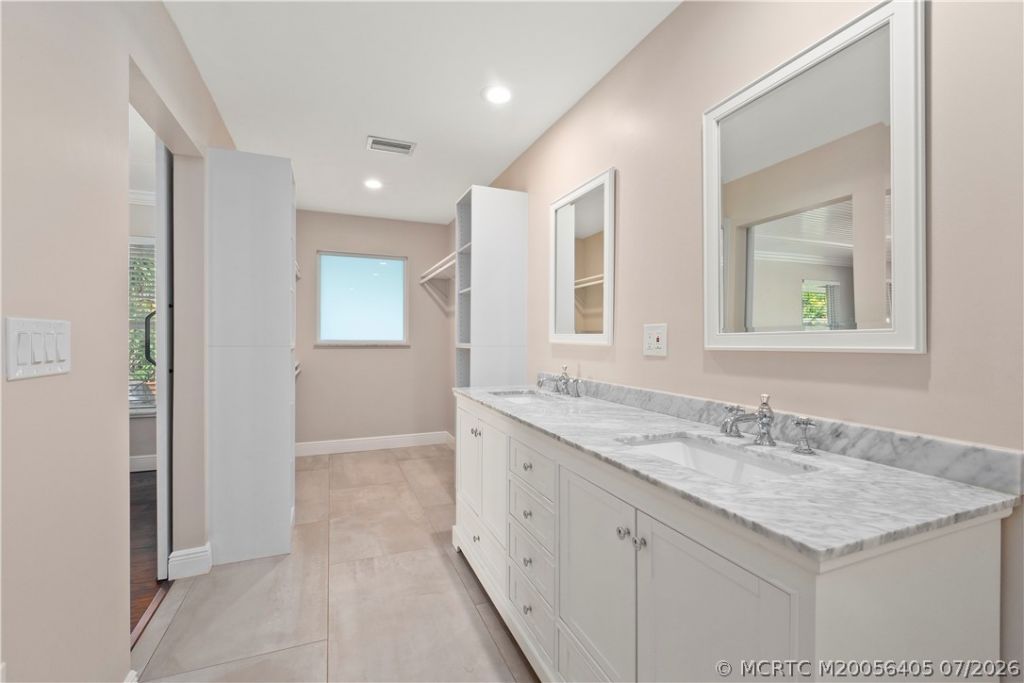 53 N Sewalls Point Road, Sewalls Point, FL 34996 Photo