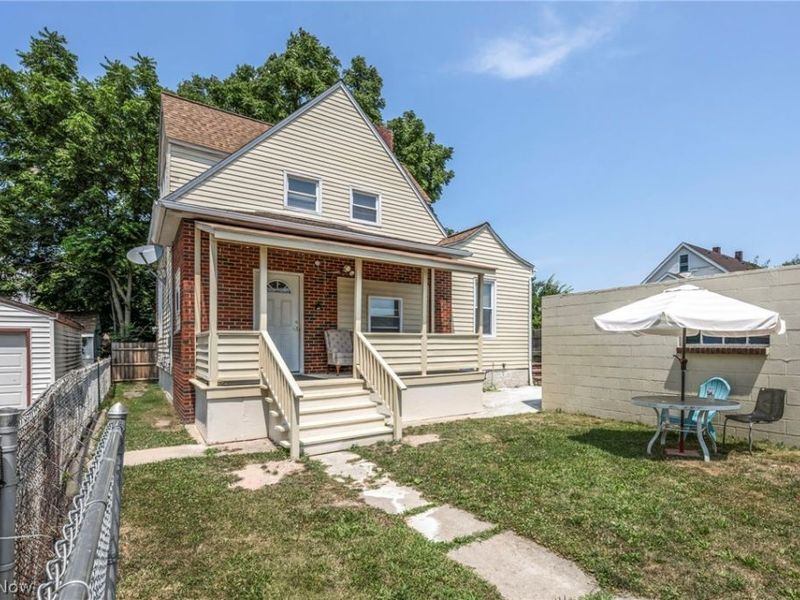 11740 Geraldine Avenue, Cleveland, OH 44111 Photo 3