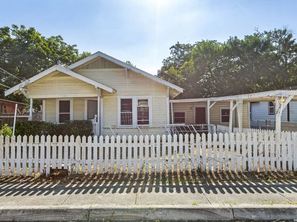 7411 MARY ABBOTT ST, San Antonio, TX 78221