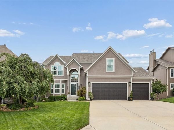 5619 Theden Street, Shawnee, KS 66218