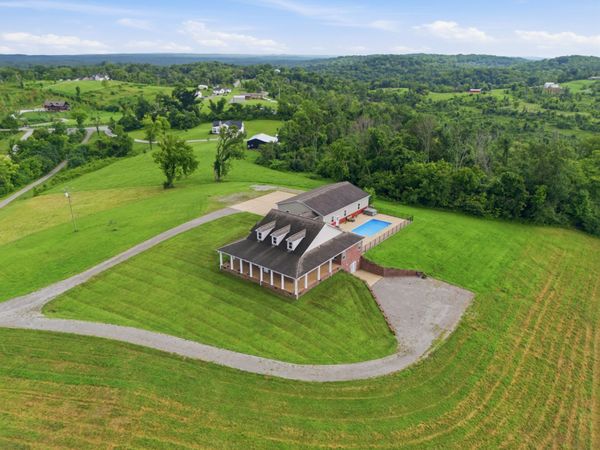 1655 Blackburn Ln , Spring Hill, TN 37174