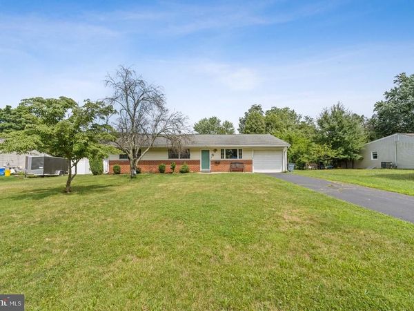 16 STOCKTON ROAD, KENDALL PARK, NJ 08824