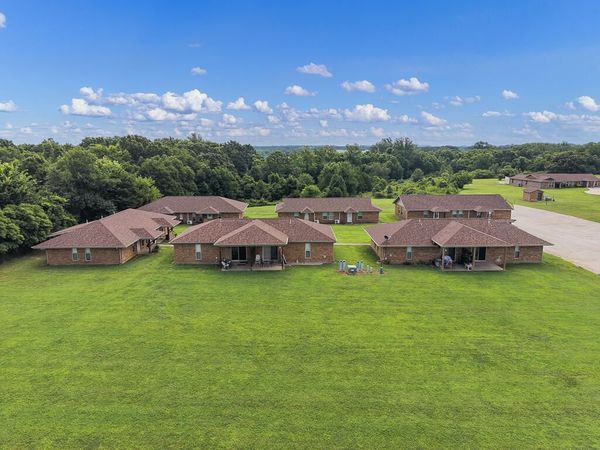 19824 State Highway 112 , Cassville, MO 65625