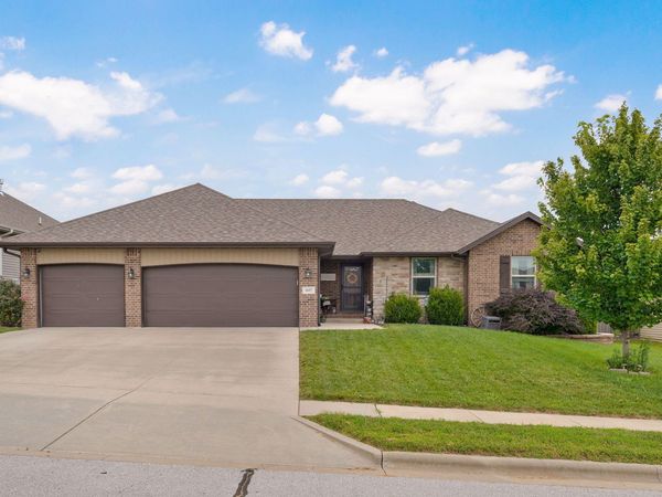 1657 N Kingfisher Drive , Nixa, MO 65714