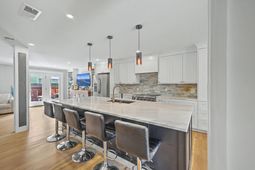 952 Myrtle Court photo 4