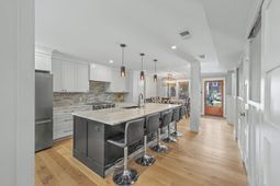 952 Myrtle Court photo 4