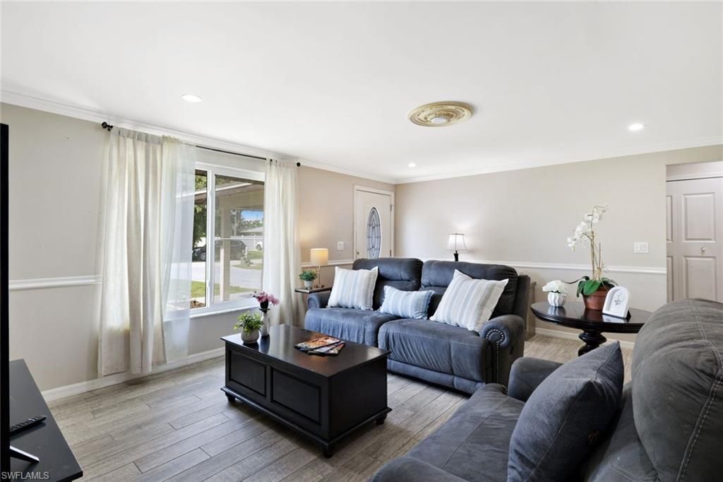 8110 Valencia Rd, Fort Myers, FL 33967 Photo
