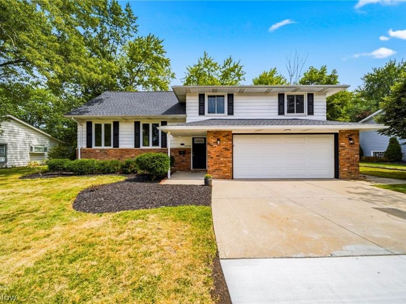 32705 W Nimrod Street, Solon, OH 44139 Photo 1