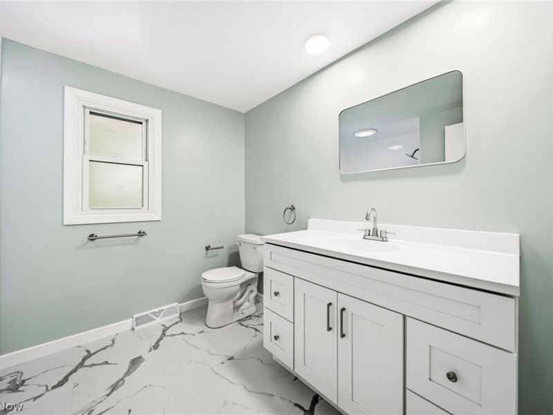 32705 W Nimrod Street, Solon, OH 44139 Photo 17