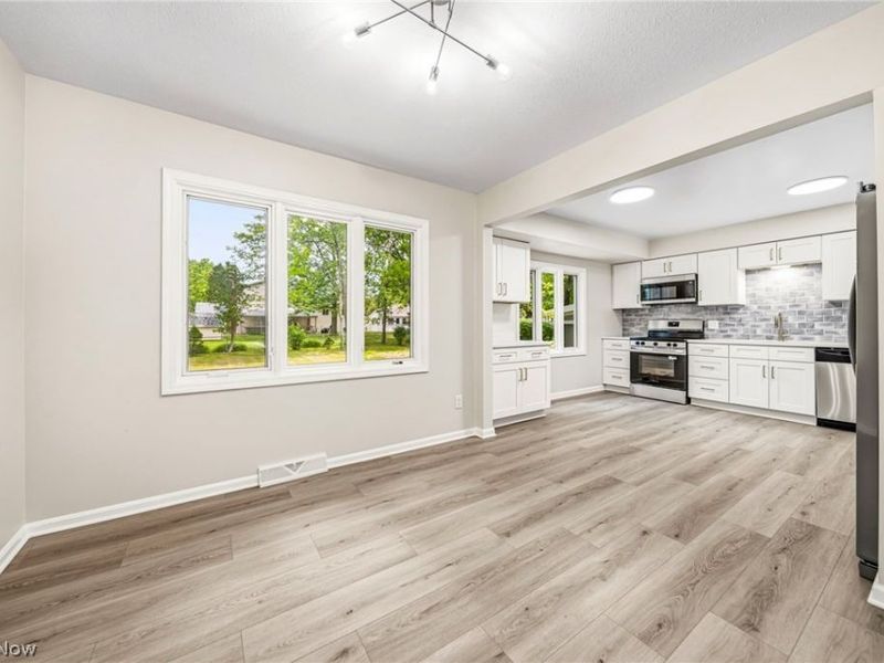 32705 W Nimrod Street, Solon, OH 44139 Photo 5
