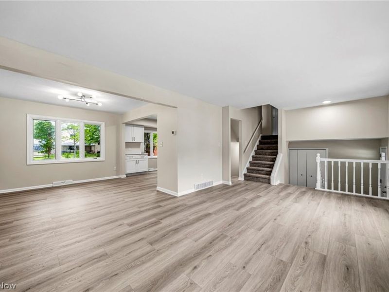 32705 W Nimrod Street, Solon, OH 44139 Photo 7