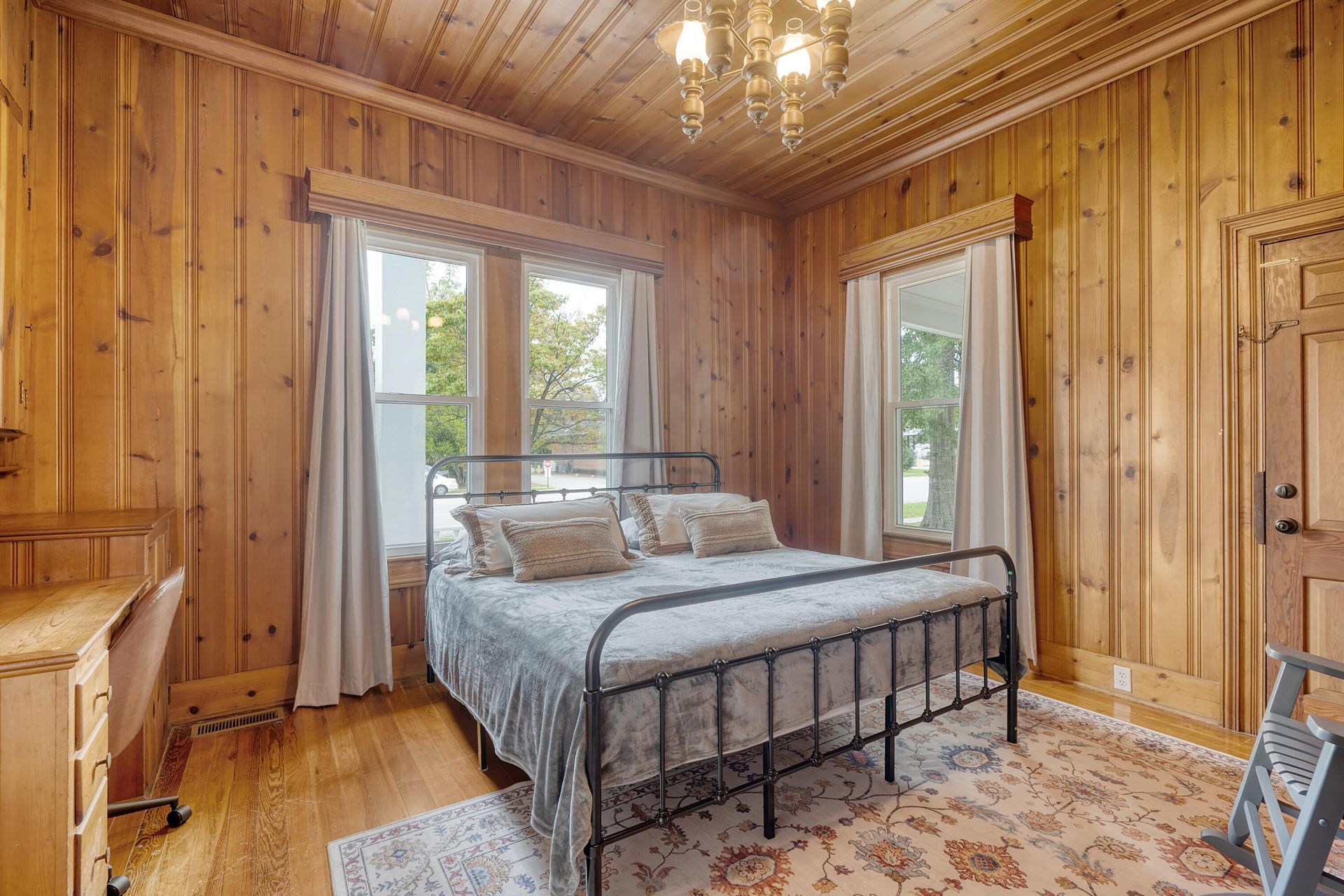 291 Edward Street Photo 10