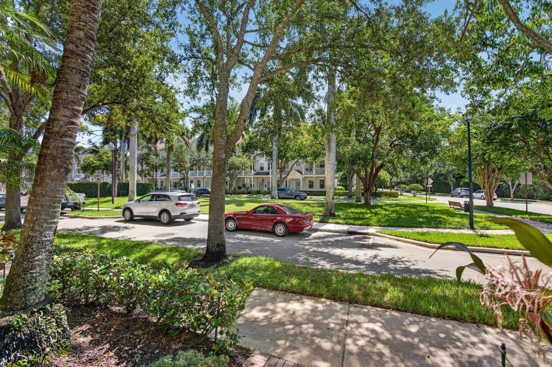 128 W Royal Palm Circle, Unit 101, Jupiter, FL 33458 Photo