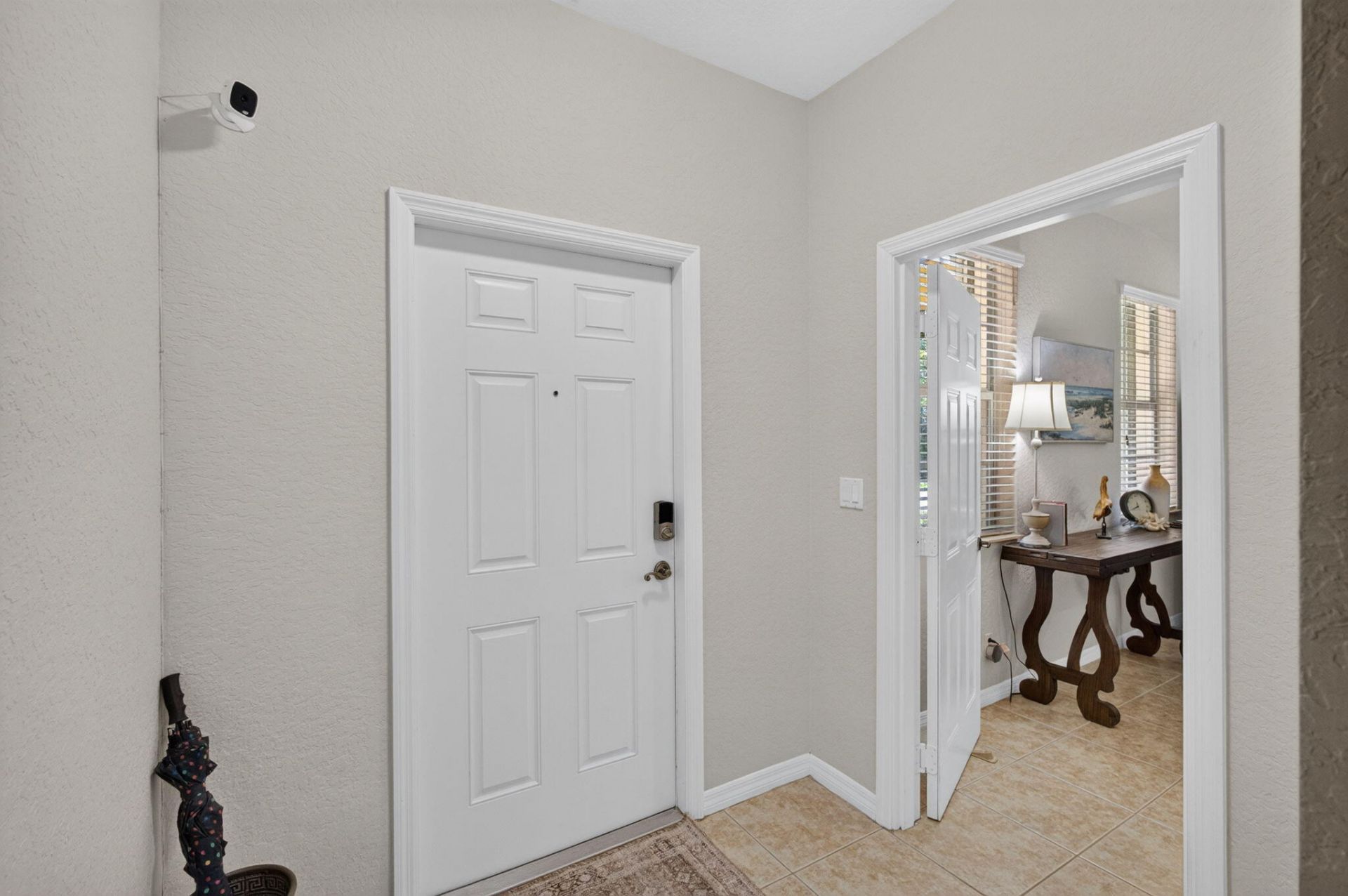 128 W Royal Palm Circle, Unit 101, Jupiter, FL 33458 Photo