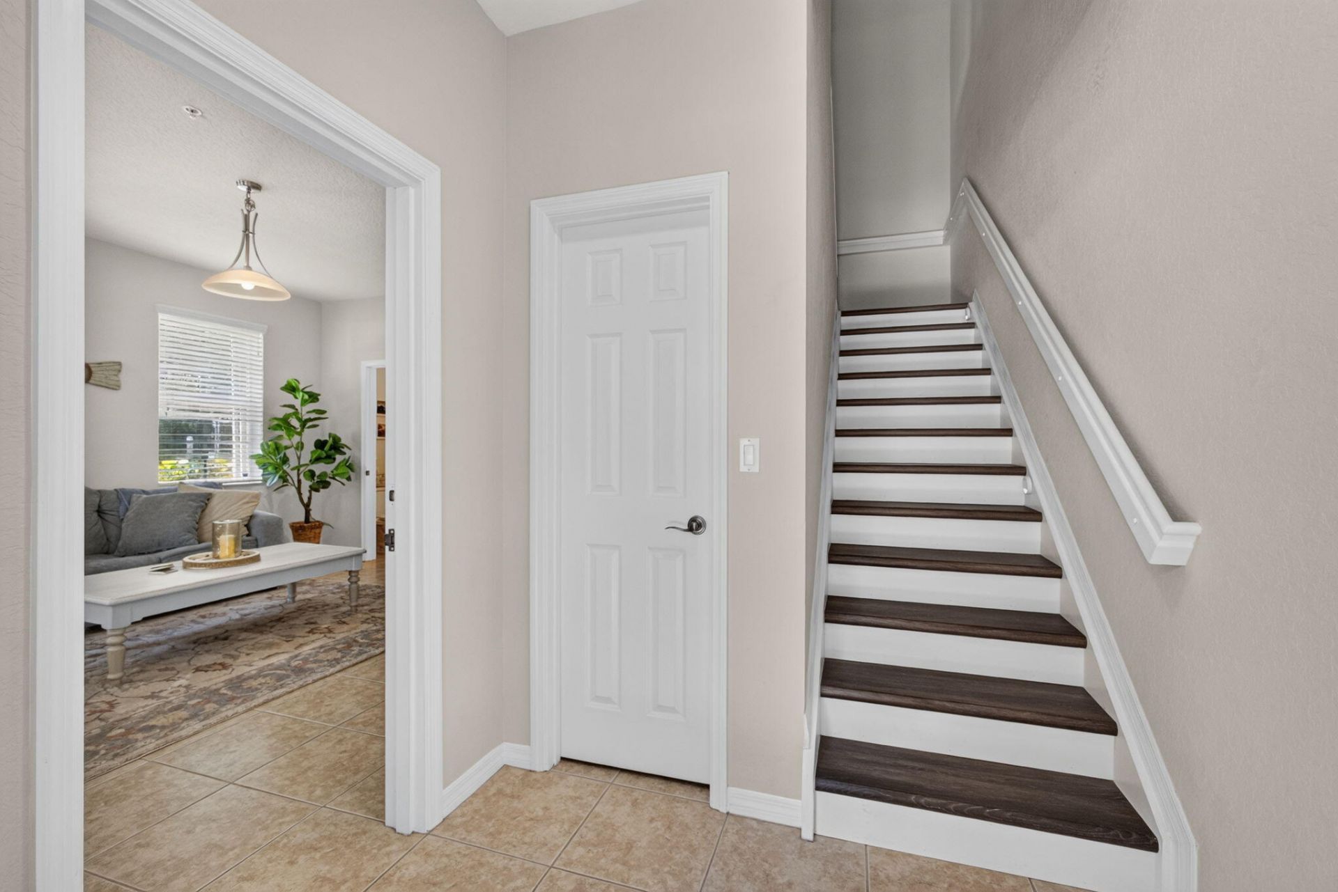 128 W Royal Palm Circle, Unit 101, Jupiter, FL 33458 Photo
