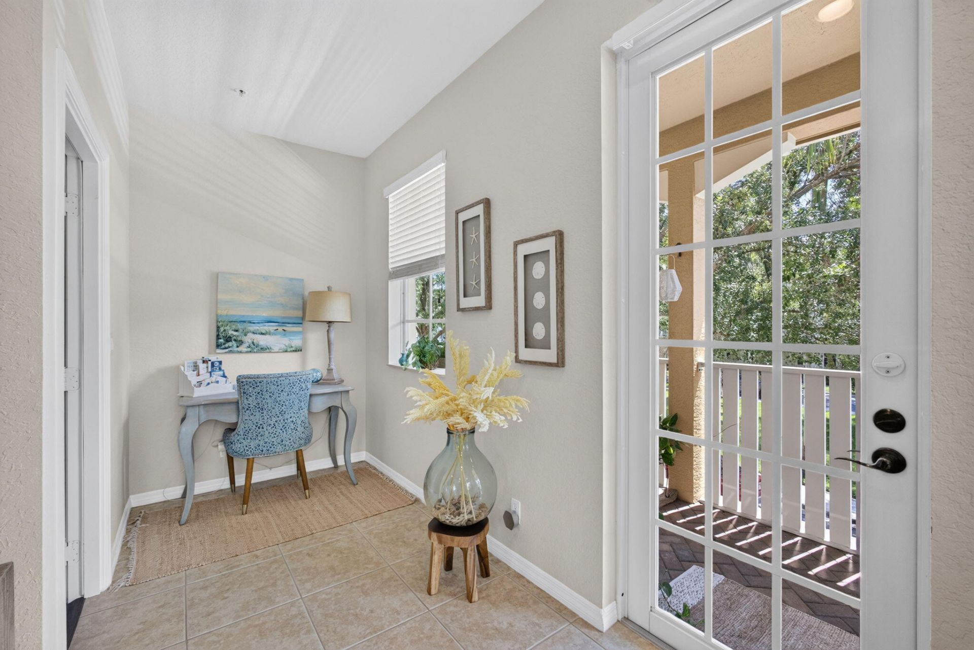128 W Royal Palm Circle, Unit 101, Jupiter, FL 33458 Photo