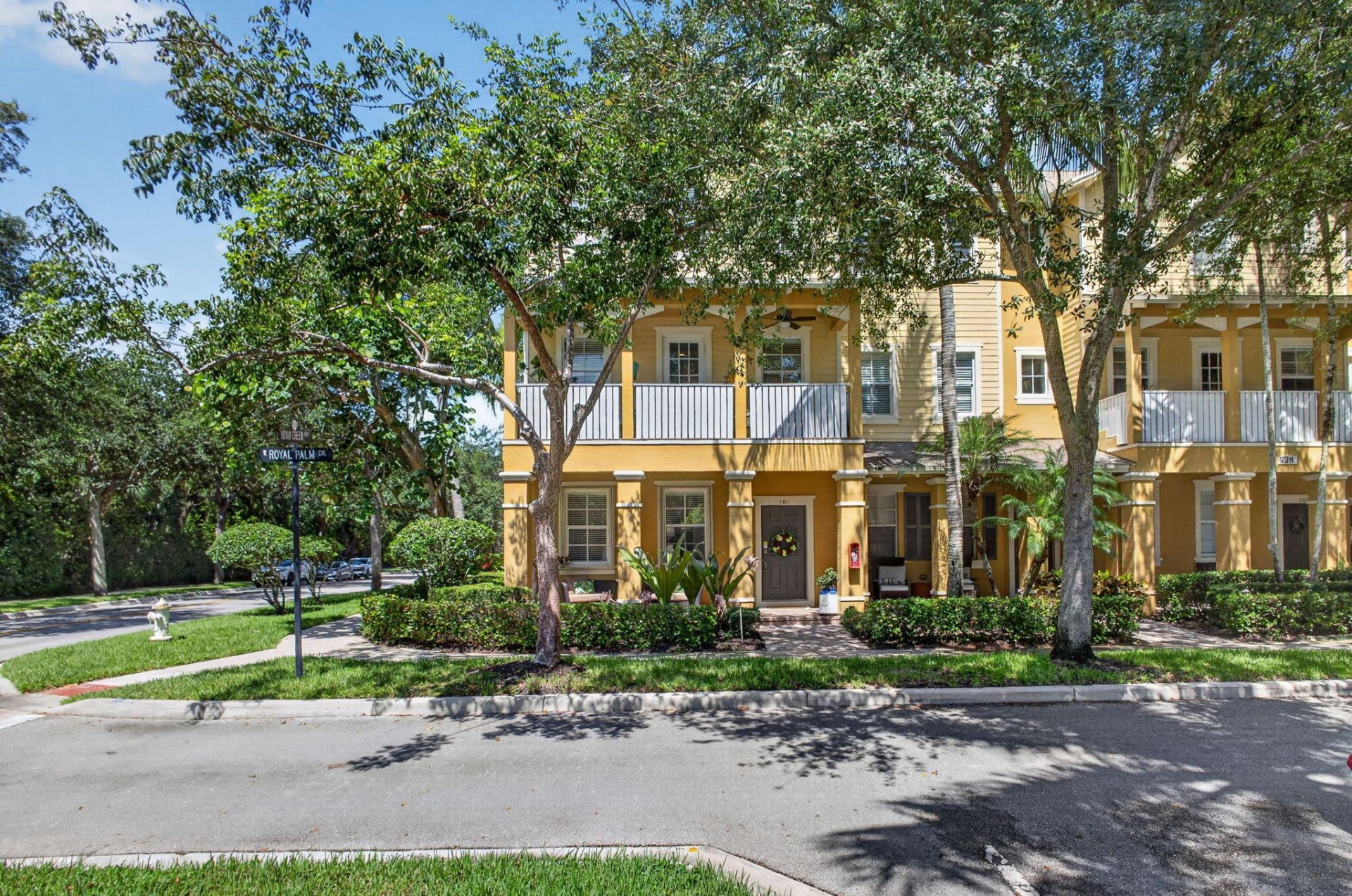 128 W Royal Palm Circle, Unit 101, Jupiter, FL 33458 Photo