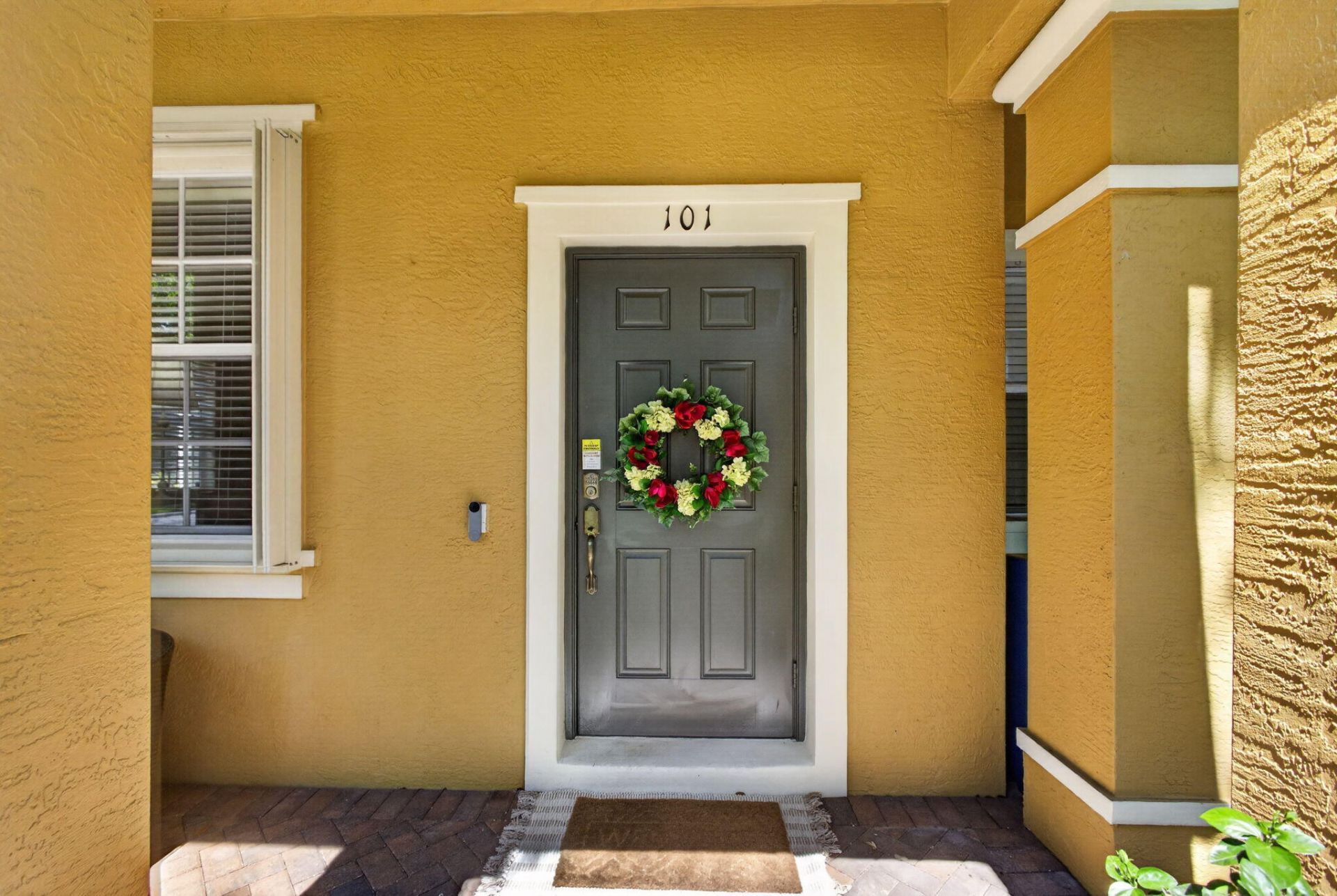 128 W Royal Palm Circle, Unit 101, Jupiter, FL 33458 Photo