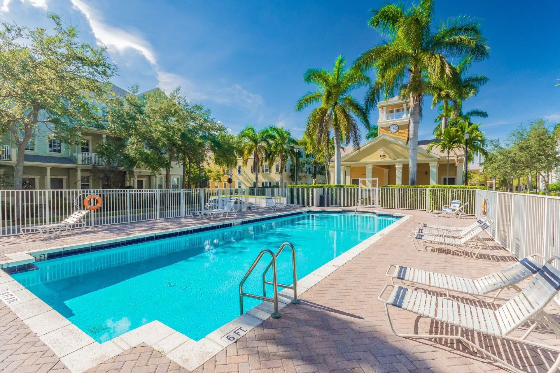 128 W Royal Palm Circle, Unit 101, Jupiter, FL 33458 Photo