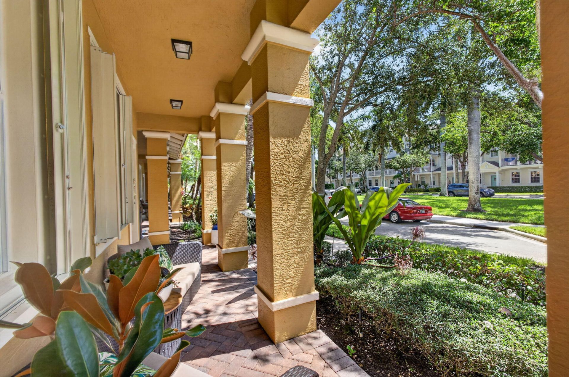 128 W Royal Palm Circle, Unit 101, Jupiter, FL 33458 Photo