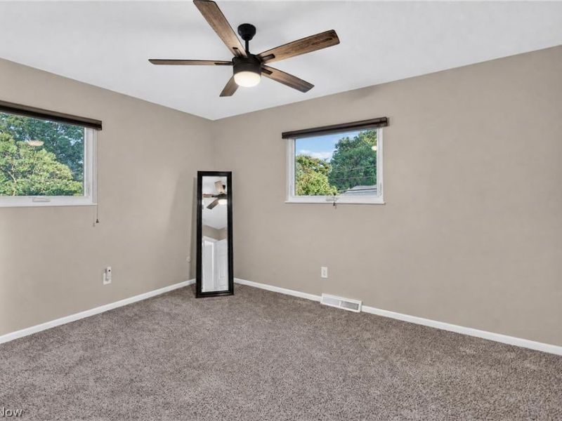 25077 Deerfield Drive, North Olmsted, OH 44070 Photo 13