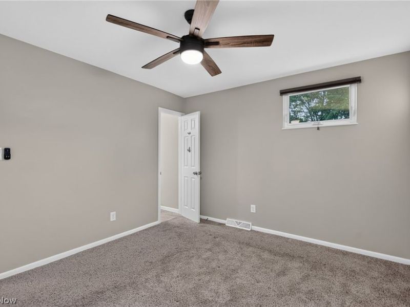 25077 Deerfield Drive, North Olmsted, OH 44070 Photo 15