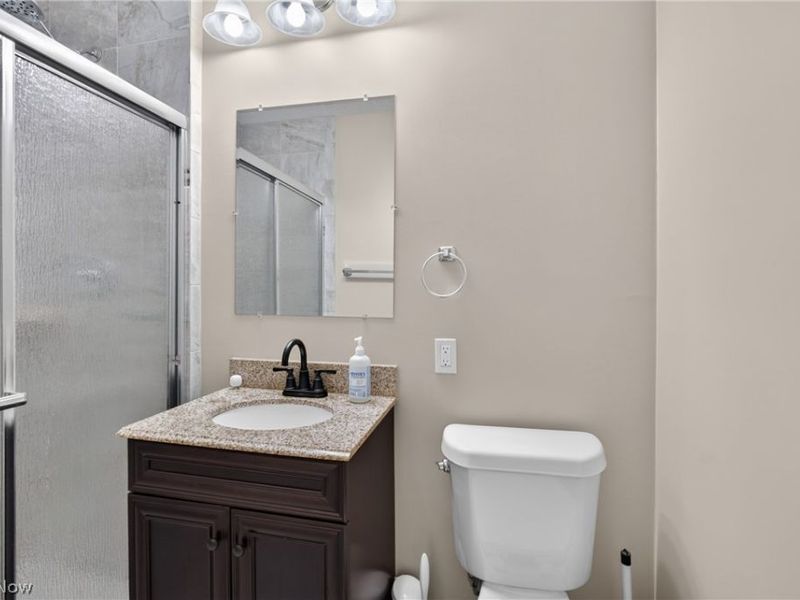 25077 Deerfield Drive, North Olmsted, OH 44070 Photo 16