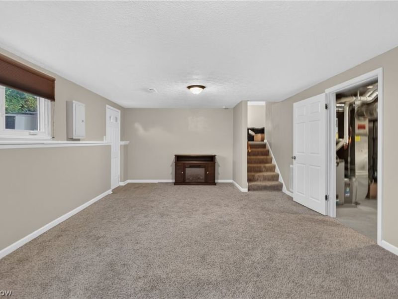 25077 Deerfield Drive, North Olmsted, OH 44070 Photo 18