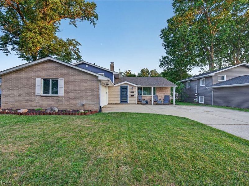 25077 Deerfield Drive, North Olmsted, OH 44070 Photo 21