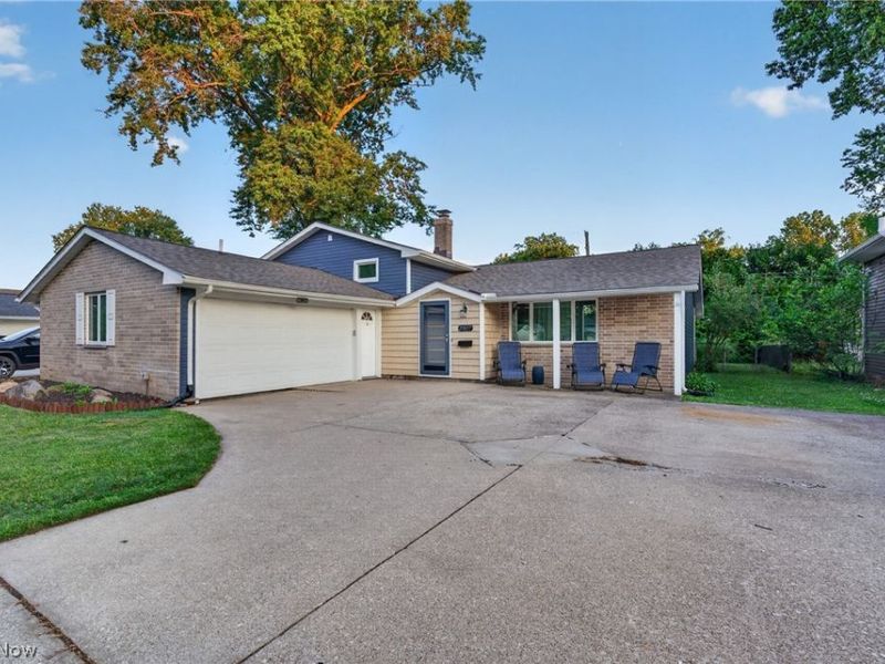 25077 Deerfield Drive, North Olmsted, OH 44070 Photo 22