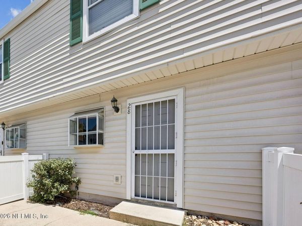 111 1ST Street, Unit 28, Jacksonville, FL 32206